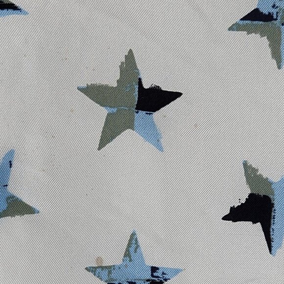 Equipment Femme 100% Silk Star Print Button Up Blouse sz S FLAWED - Picture 10 of 12